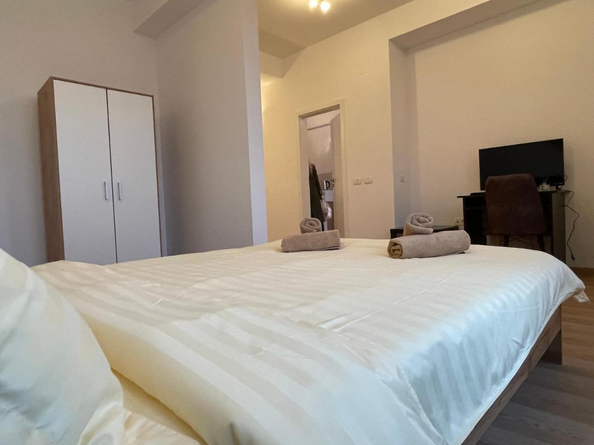 New Central Nr1 Self Checkin Oldcity Center Paid Parking With Lift Timisoara Luaran gambar