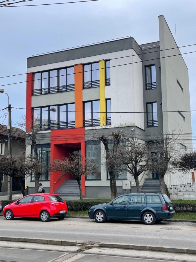 New Central Nr1 Self Checkin Oldcity Center Paid Parking With Lift Timisoara Luaran gambar
